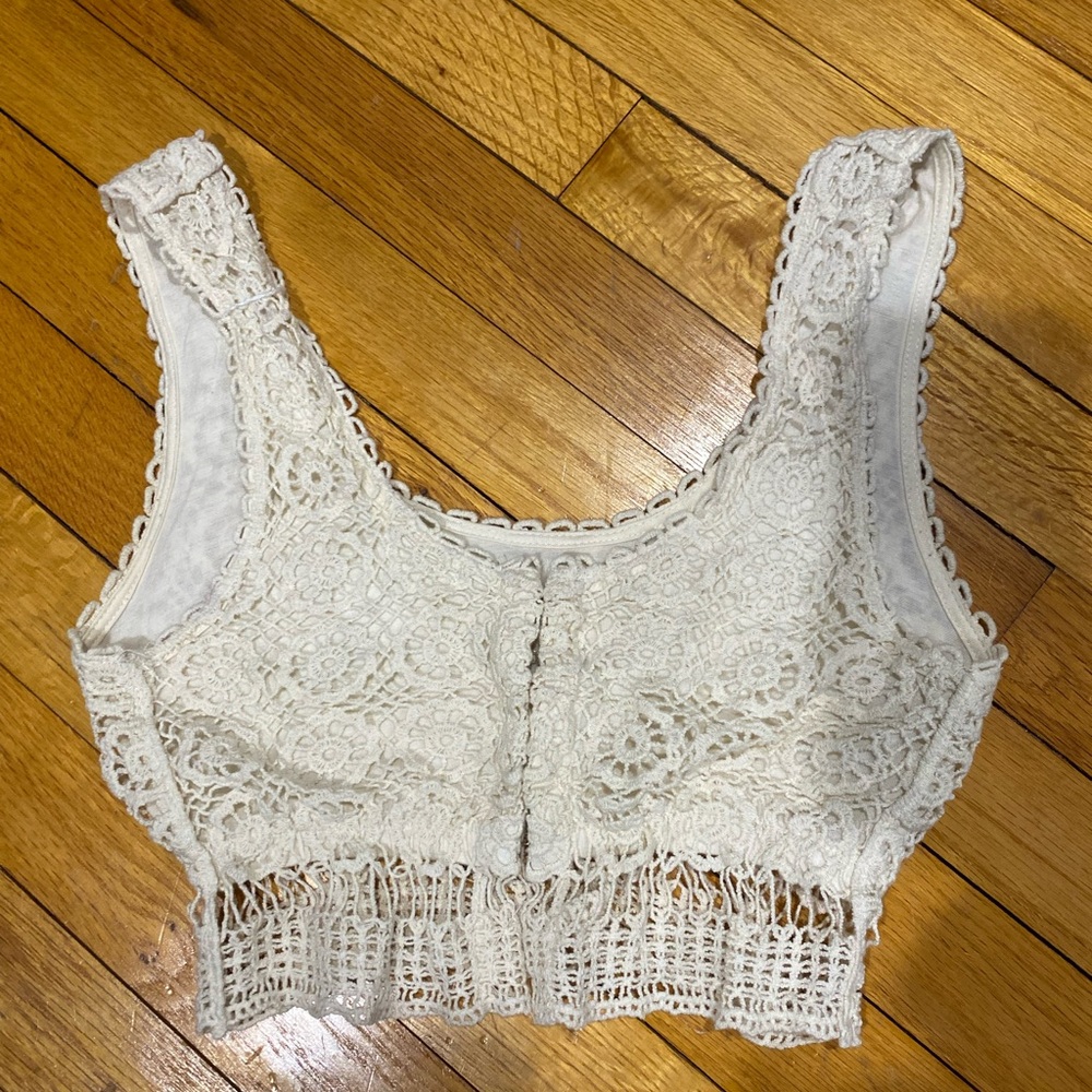 Kimchi Blue Cream Lace Crop Top